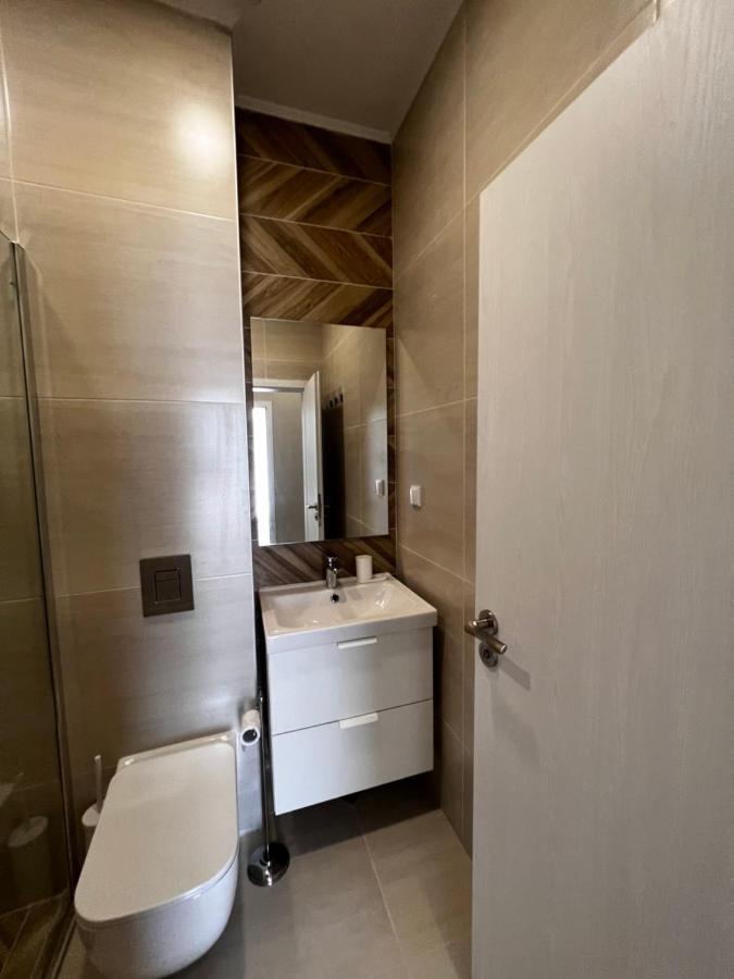 Las Brisas Garden Apartment Burgasz Kültér fotó